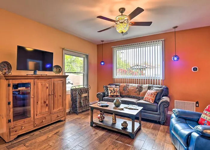 Rest Easy In Mesa! W/ Hot Tub & Shared Yard