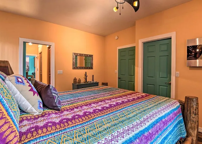 Ferienhaus Rest Easy In Mesa! W/ Hot Tub & Shared Yard *