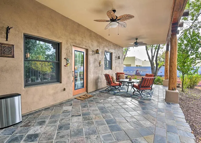 Rest Easy In Mesa! W/ Hot Tub & Shared Yard * Mesa